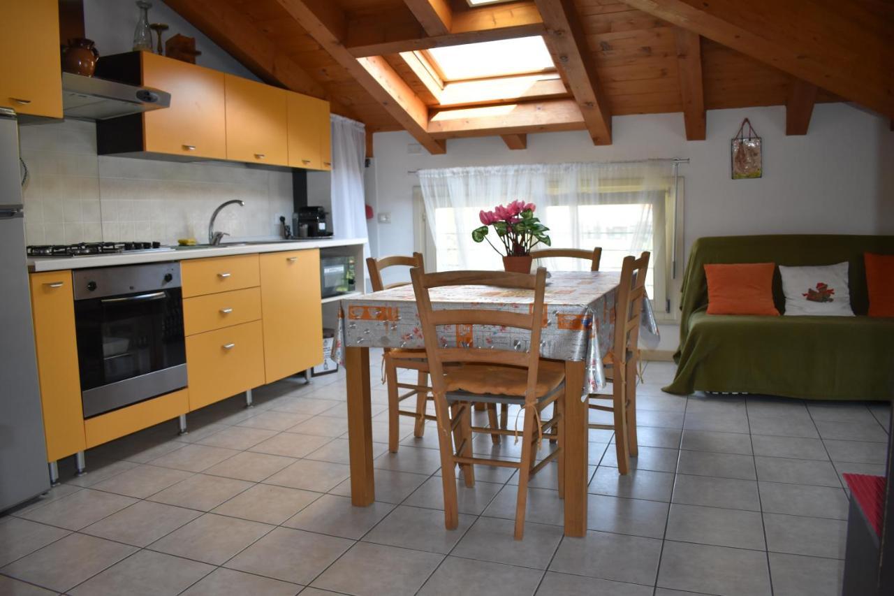 Anna Appartamento Vacanze Monticelli Brusati Exterior foto